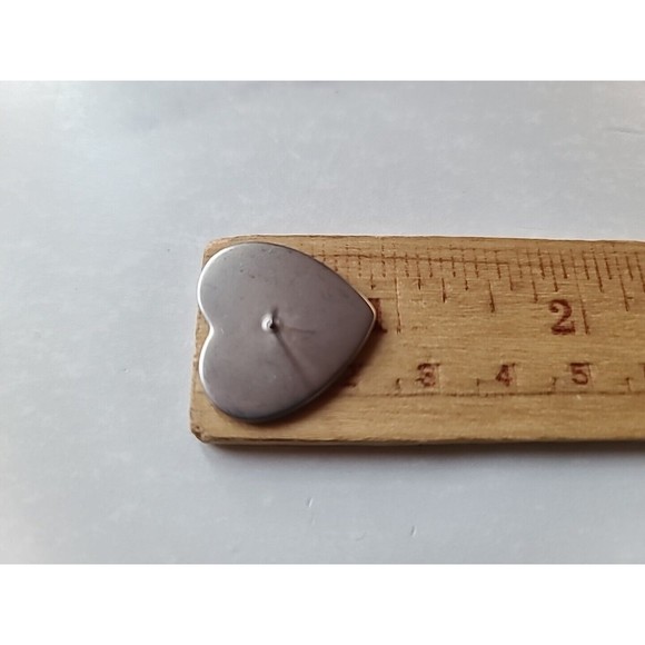 Vintage Heart Shaped Enamel Swirl Stud Earrings - Picture 9 of 10